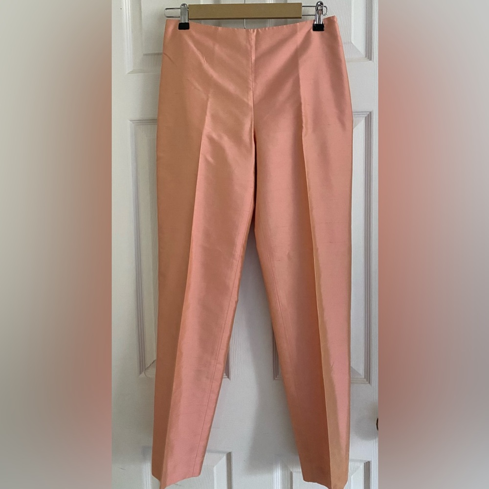 Ann Taylor 100% Silk Pants. Side Zip Straight Leg. Size 4.